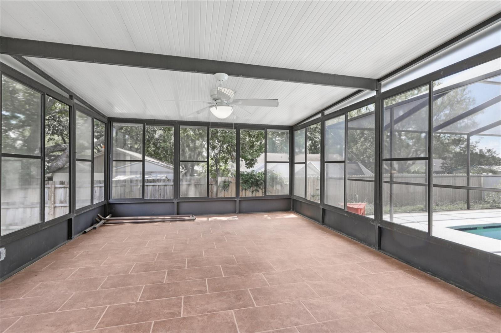 1009 BLACK KNIGHT DR, VALRICO, FL — photo 45