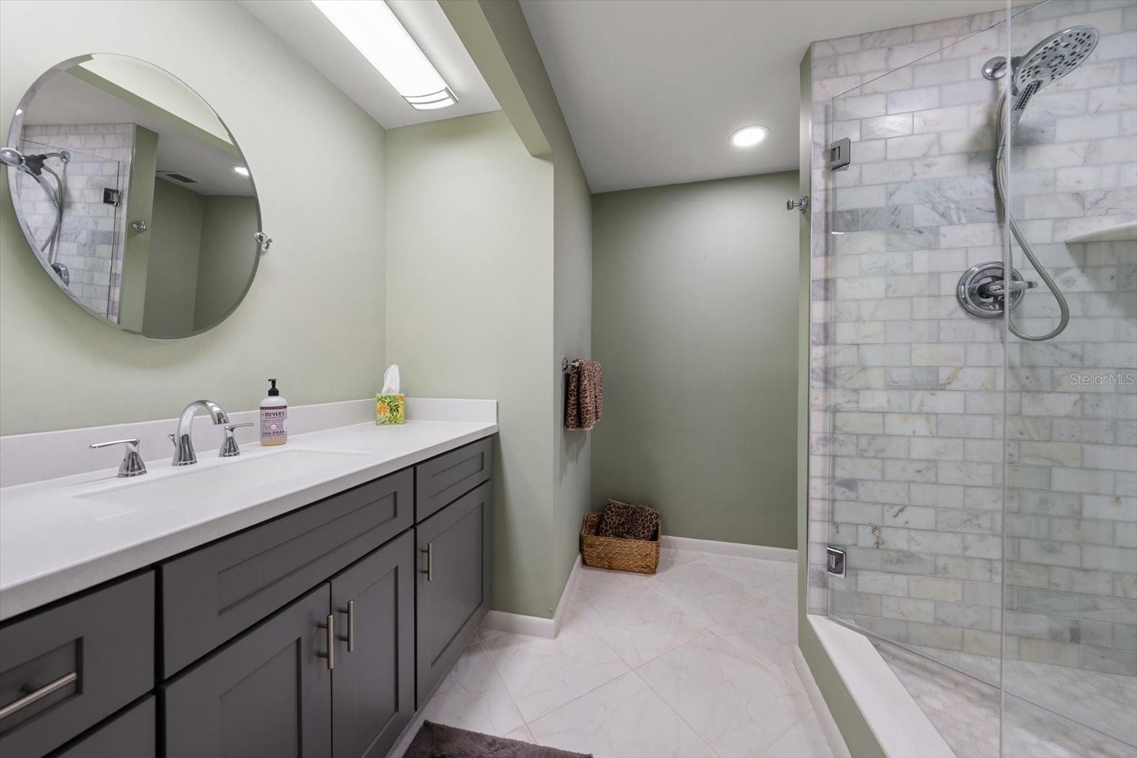 6 BELLEVIEW BLVD #105, BELLEAIR, FL — photo 28