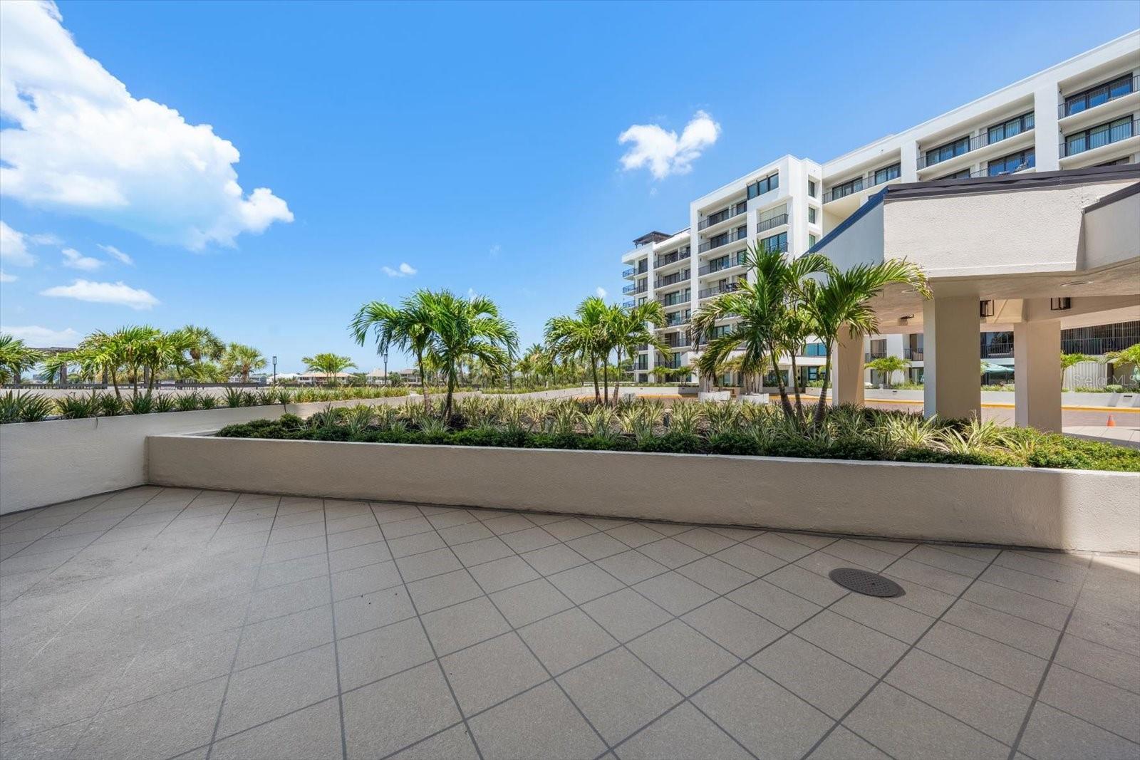 6 BELLEVIEW BLVD #105, BELLEAIR, FL — photo 31