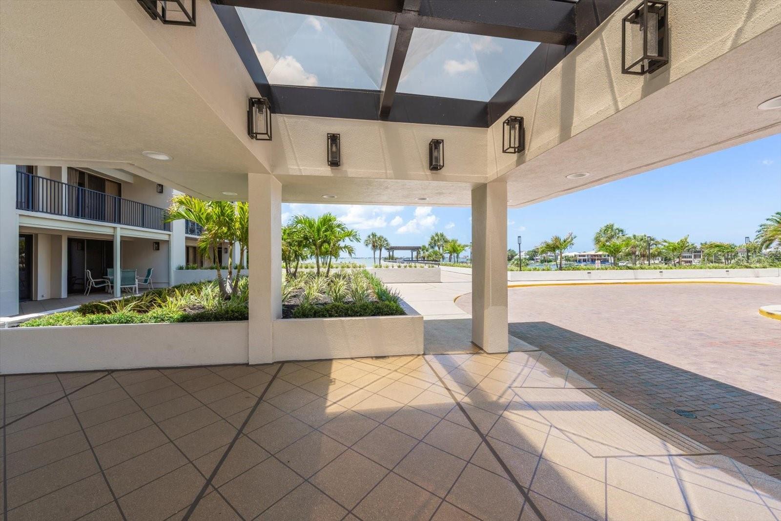 6 BELLEVIEW BLVD #105, BELLEAIR, FL — photo 38