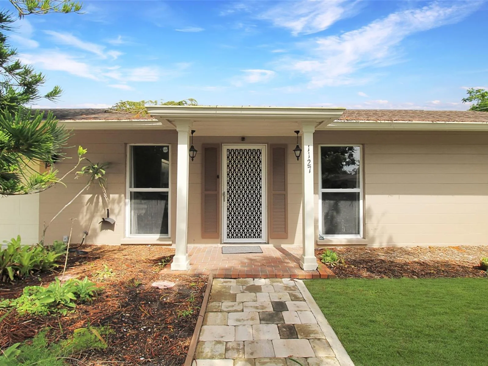 1127 DE LEO DR, SARASOTA, FL — photo 3