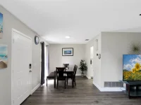 1127 DE LEO DR — photo 5