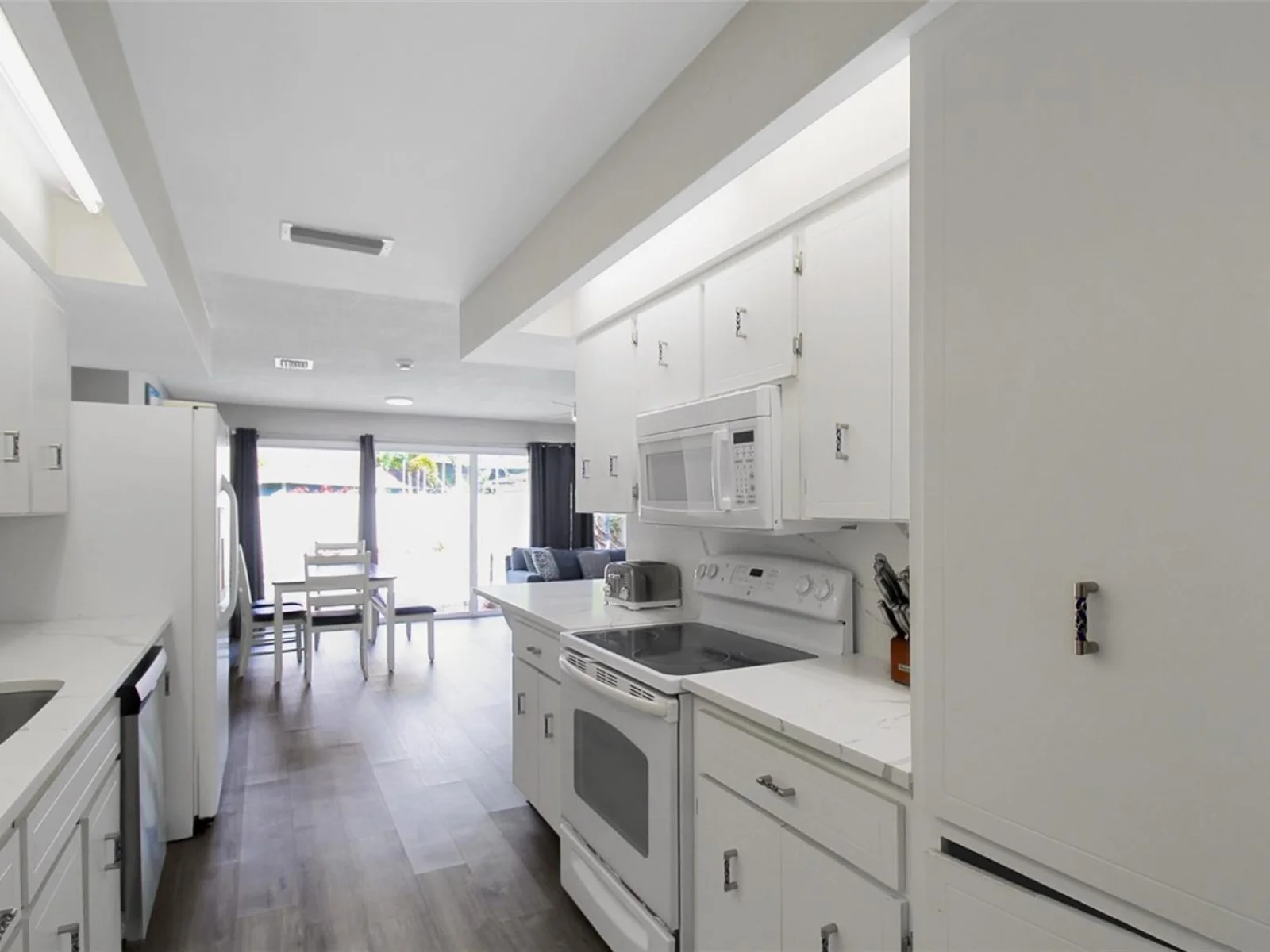 1127 DE LEO DR, SARASOTA, FL — photo 11