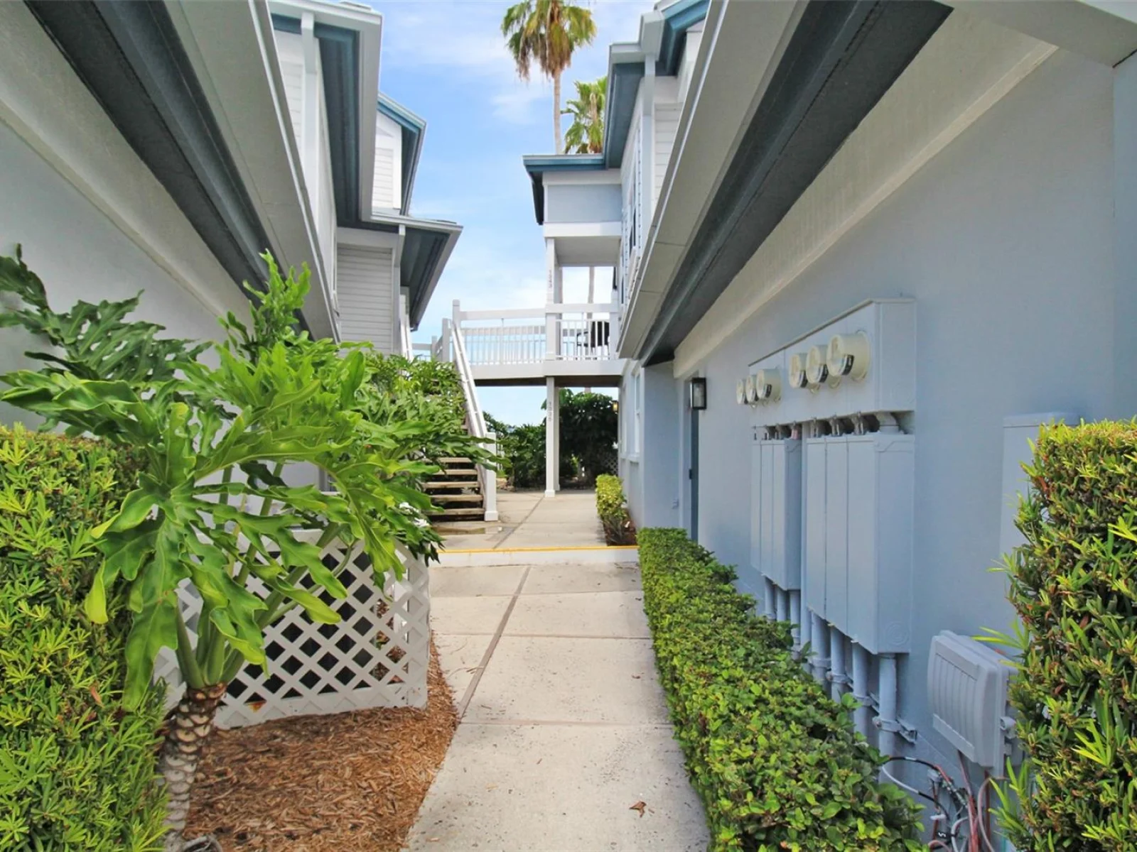 1335 SIESTA BAYSIDE DR #1335C, SARASOTA, FL — photo 2