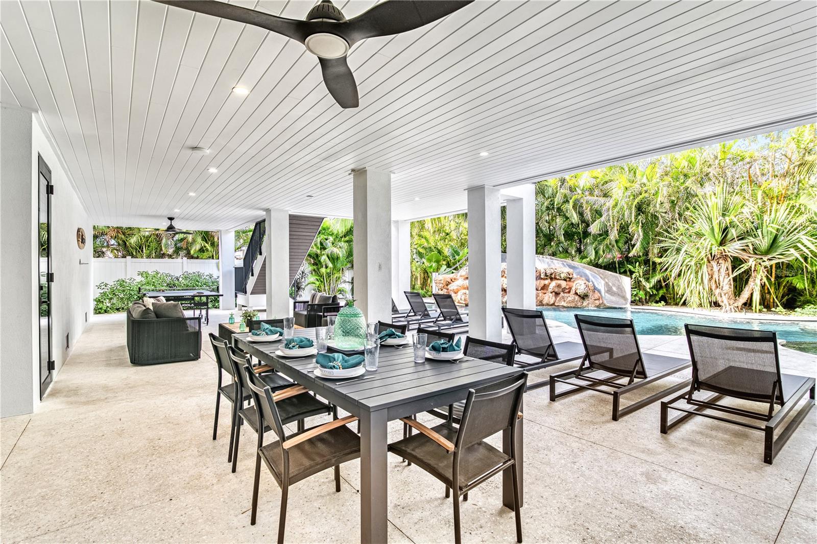 129 MCKINLEY DR, SARASOTA, FL — photo 56