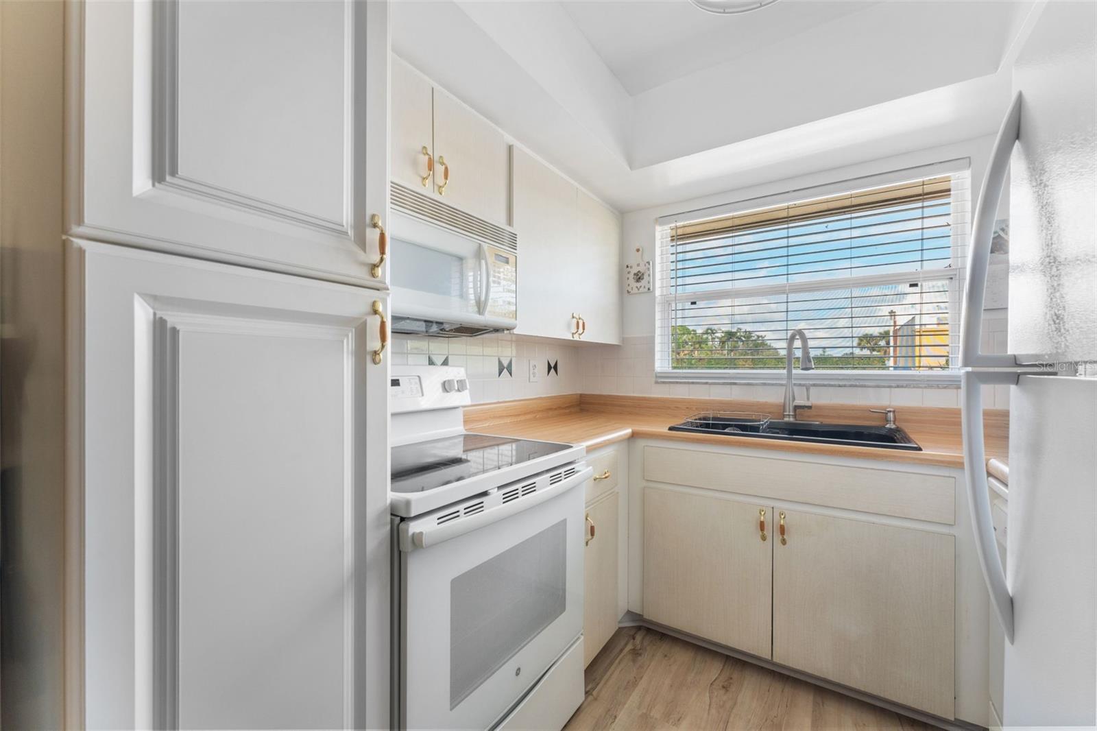 6250 7TH AVE W #6250, BRADENTON, FL — photo 9