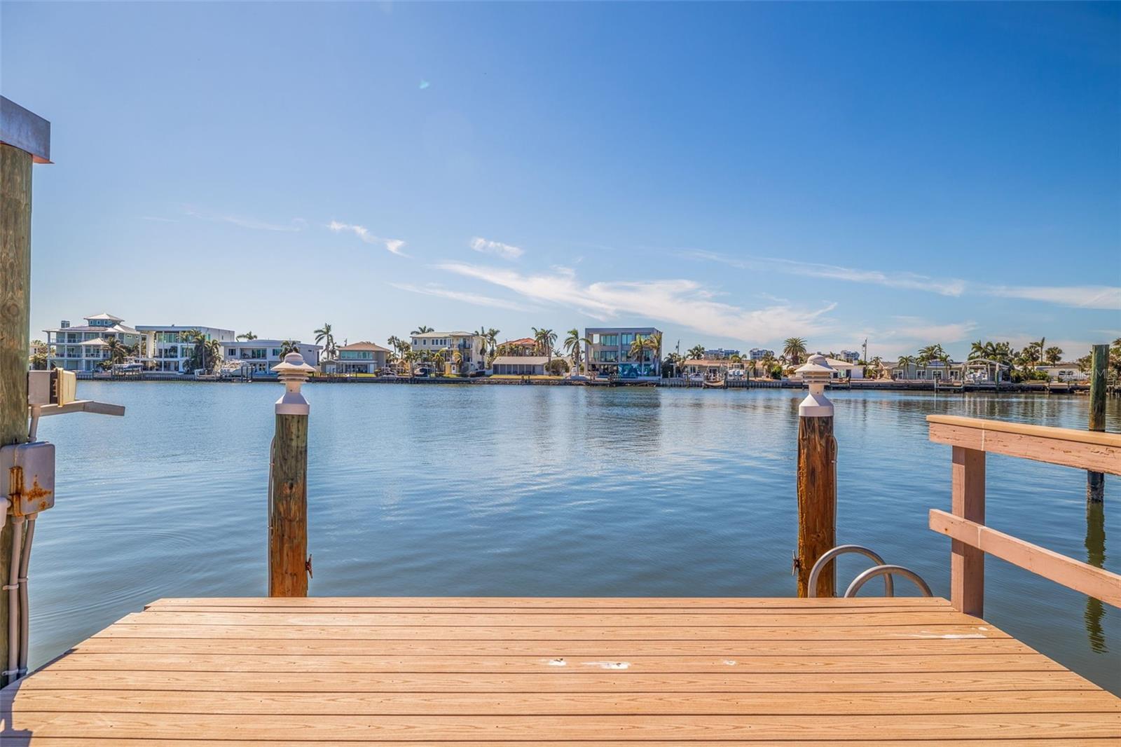 7874 9TH AVE S, ST PETERSBURG, FL — photo 3