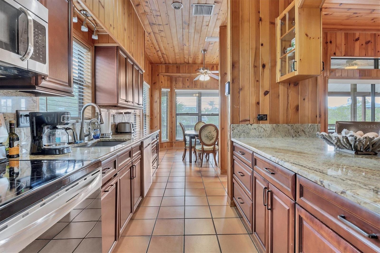 51 PALM DR, PLACIDA, FL — photo 23