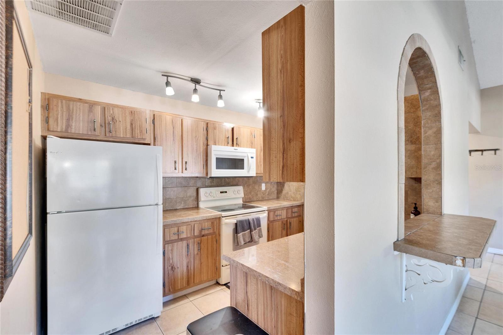 1849 BOUGH AVE #D, CLEARWATER, FL — photo 8