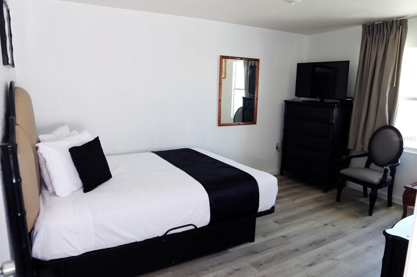 14711 GULF BLVD, MADEIRA BEACH, FL — photo 12