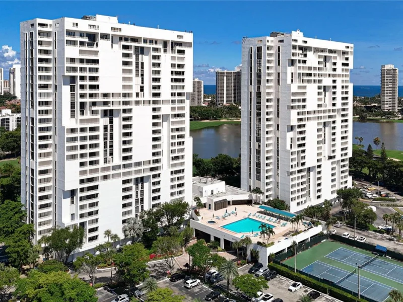 20225 NE 34TH CT #817, MIAMI, FL