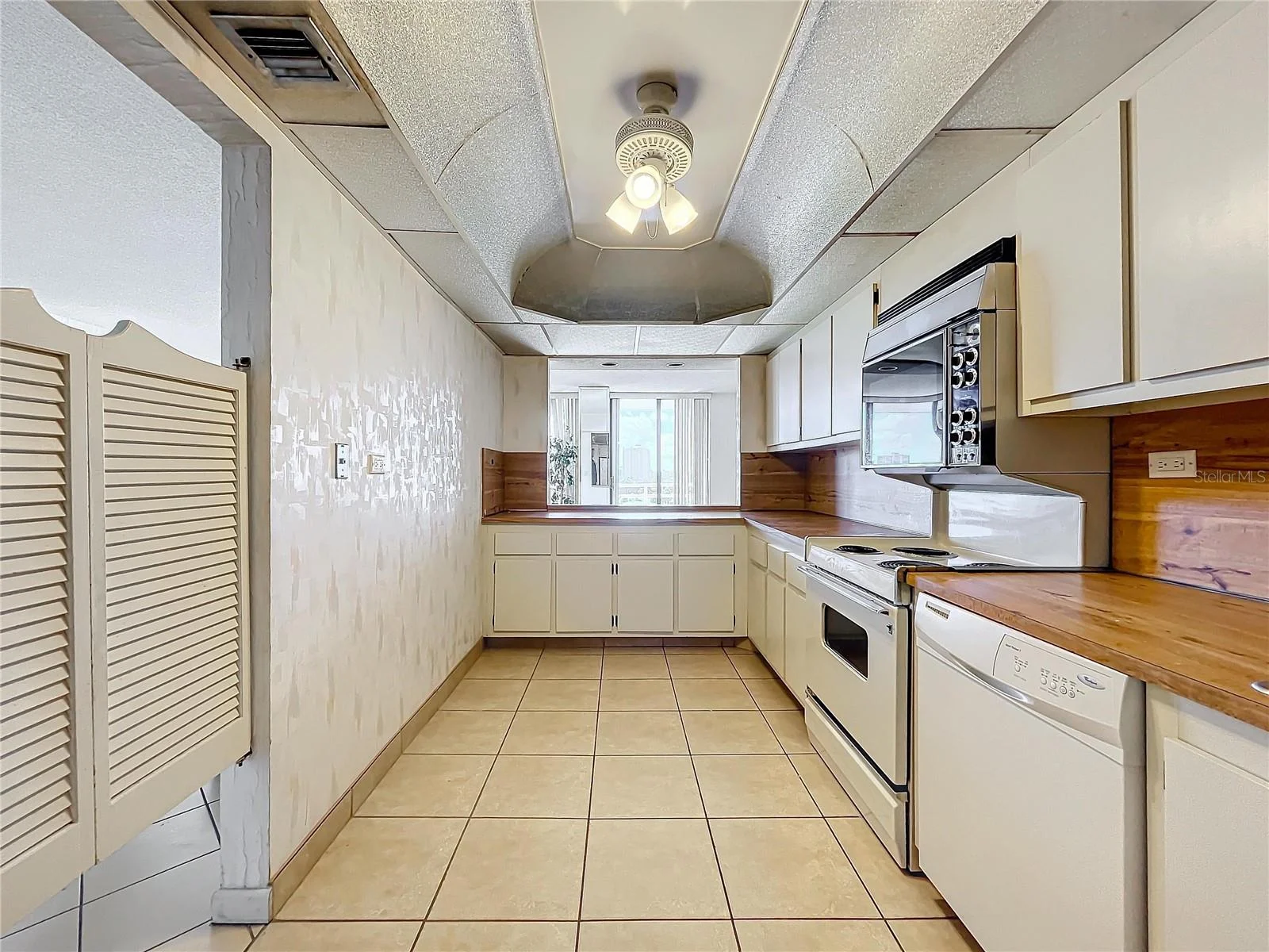 20225 NE 34TH CT #817, MIAMI, FL — photo 13