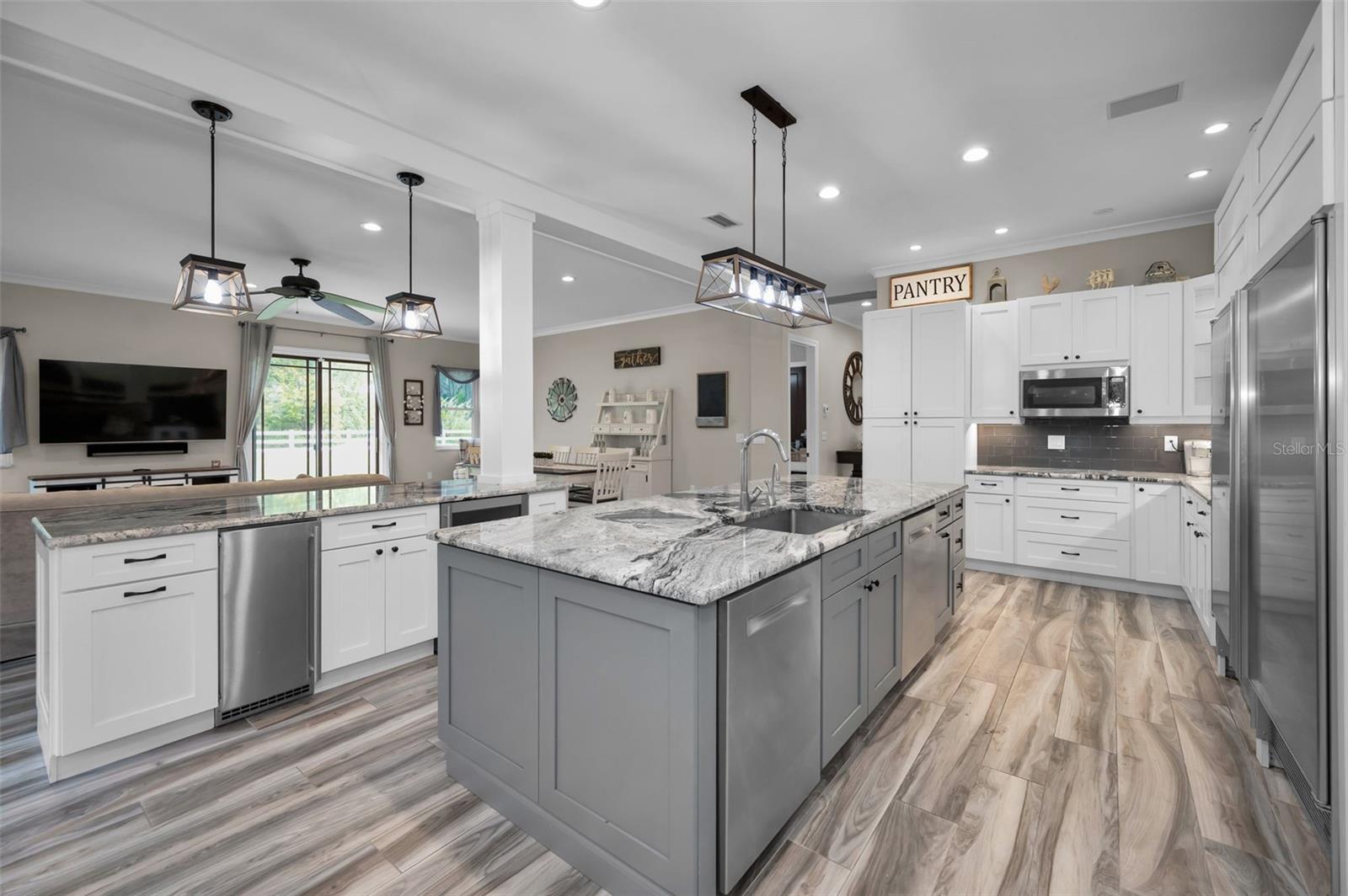 249 DOGWOOD TRCE, TARPON SPRINGS, FL — photo 15