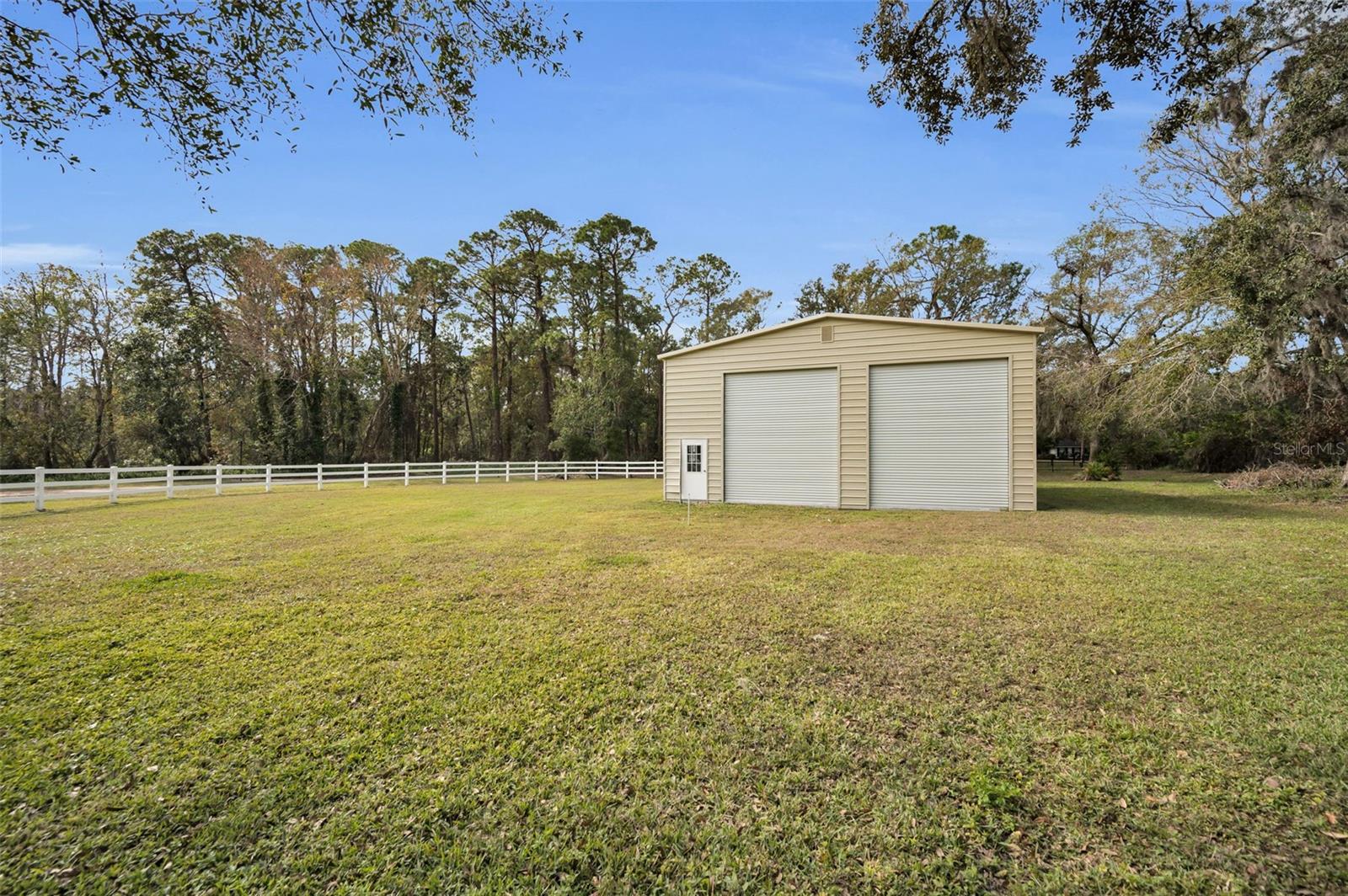 249 DOGWOOD TRCE, TARPON SPRINGS, FL — photo 92