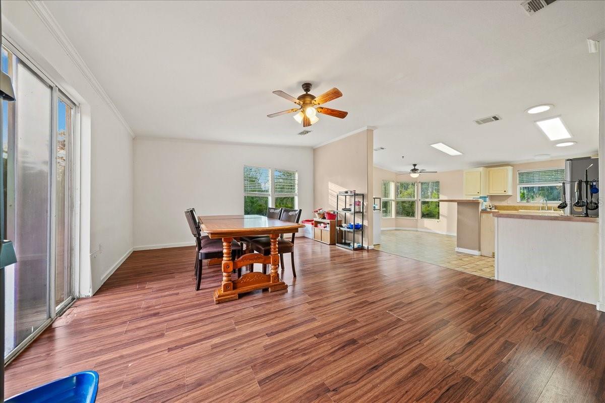 137 FRANKLIN AVE, POMONA PARK, FL — photo 9