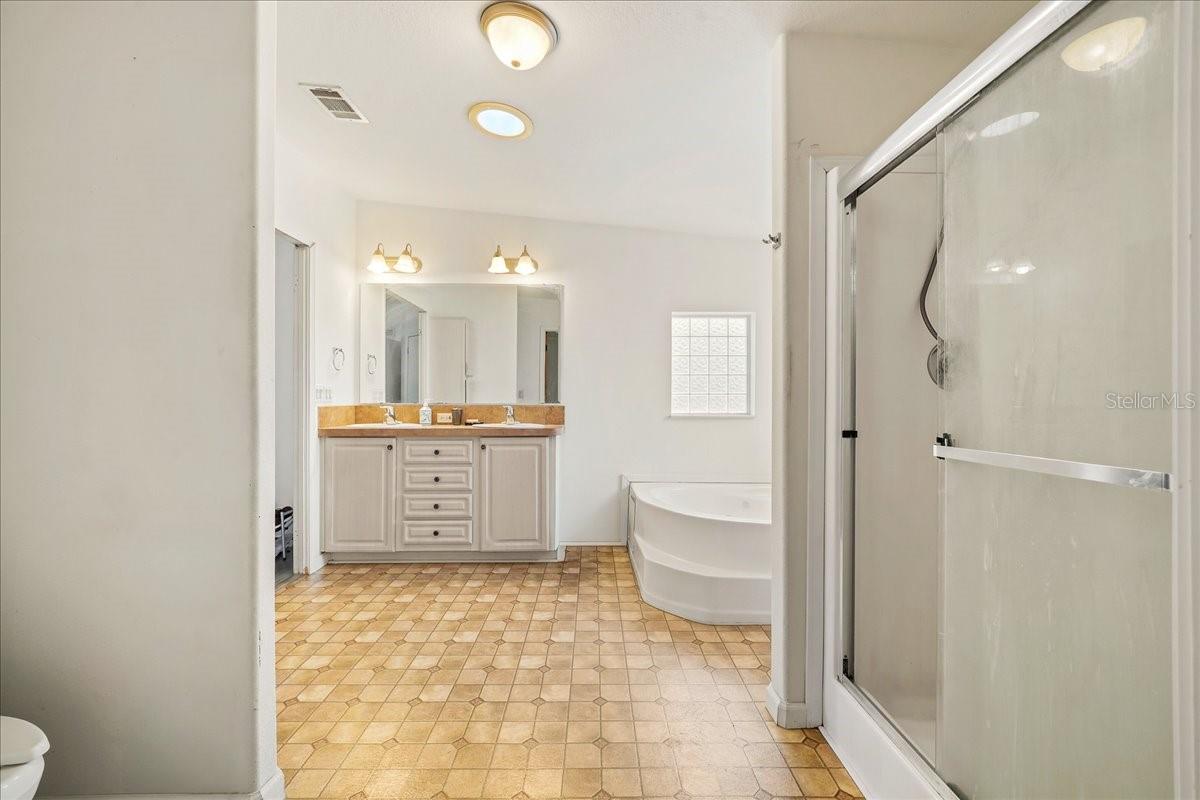 137 FRANKLIN AVE, POMONA PARK, FL — photo 17