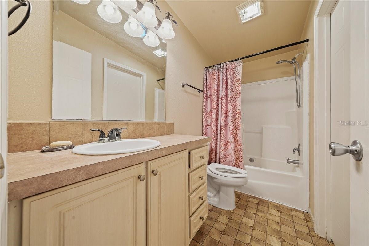 137 FRANKLIN AVE, POMONA PARK, FL — photo 25