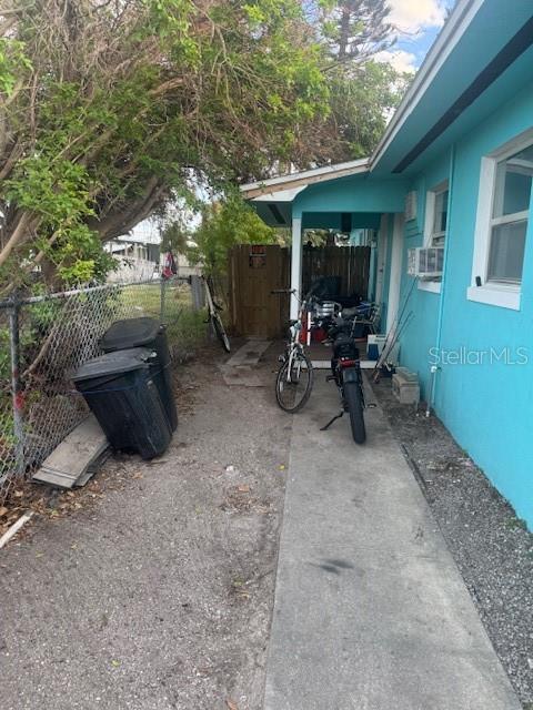 410 73RD AVE, ST PETE BEACH, FL — photo 35