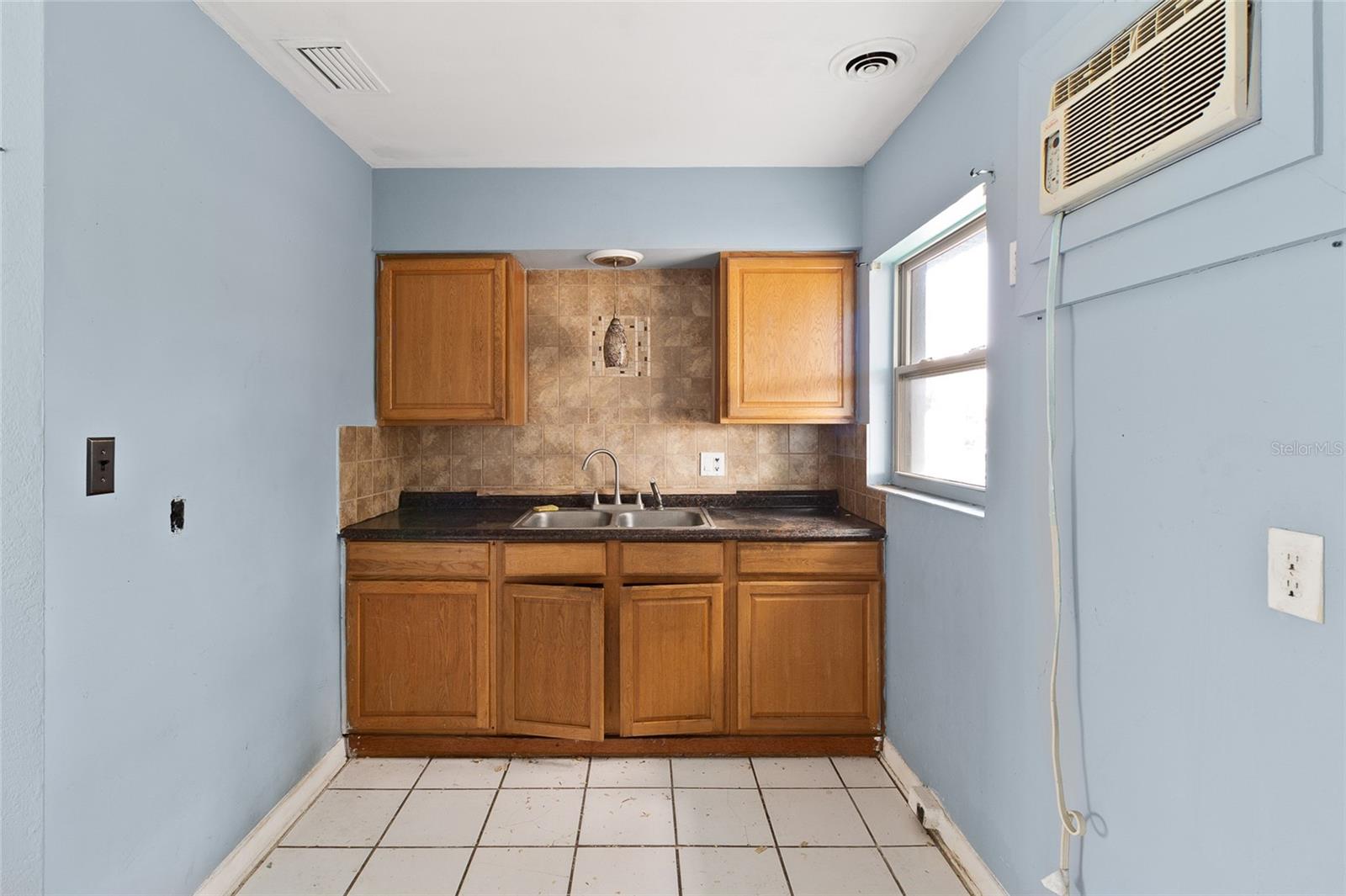 410 73RD AVE, ST PETE BEACH, FL — photo 10