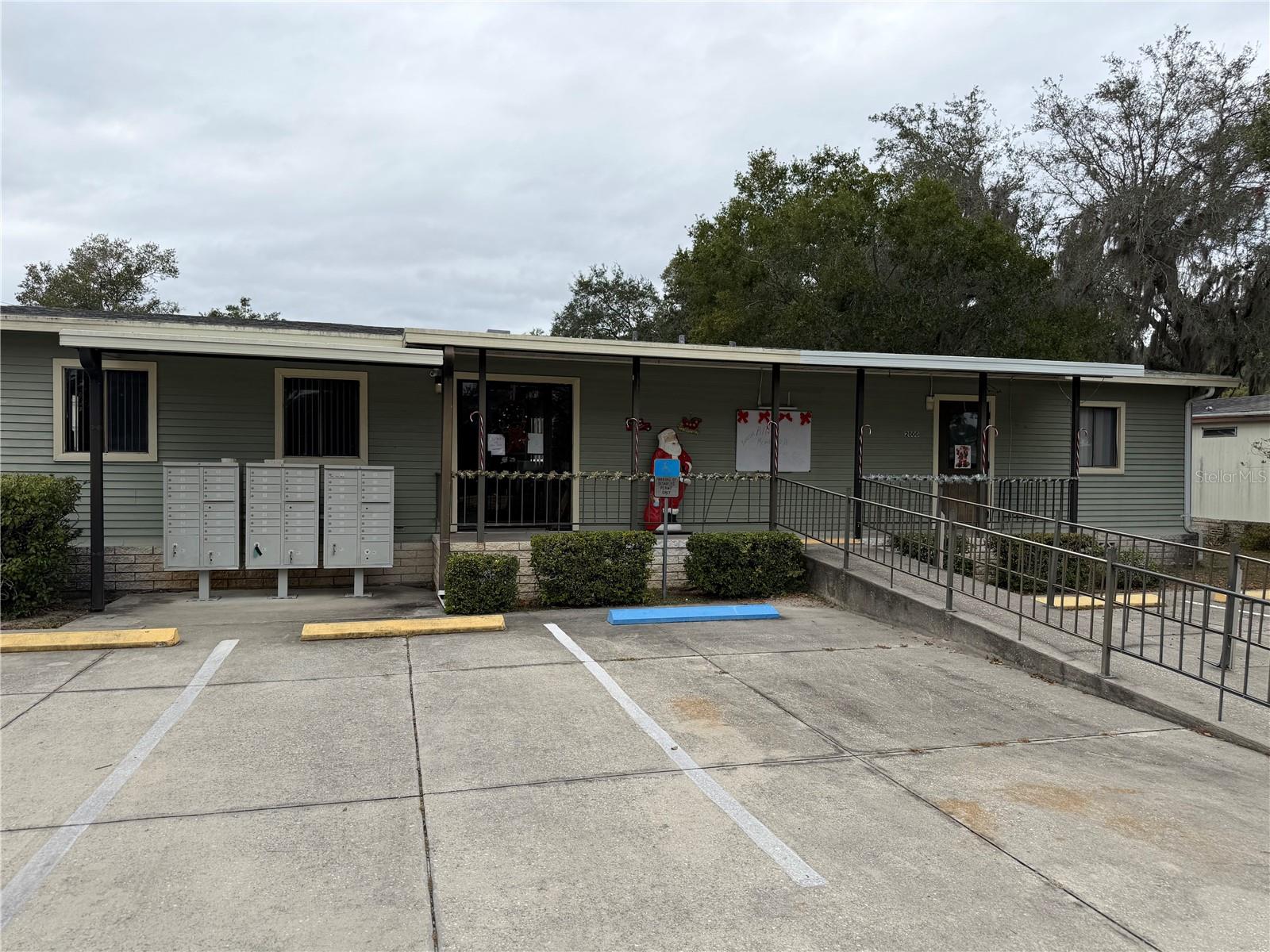 MONTCLAIR RD #21, LEESBURG, FL — photo 24