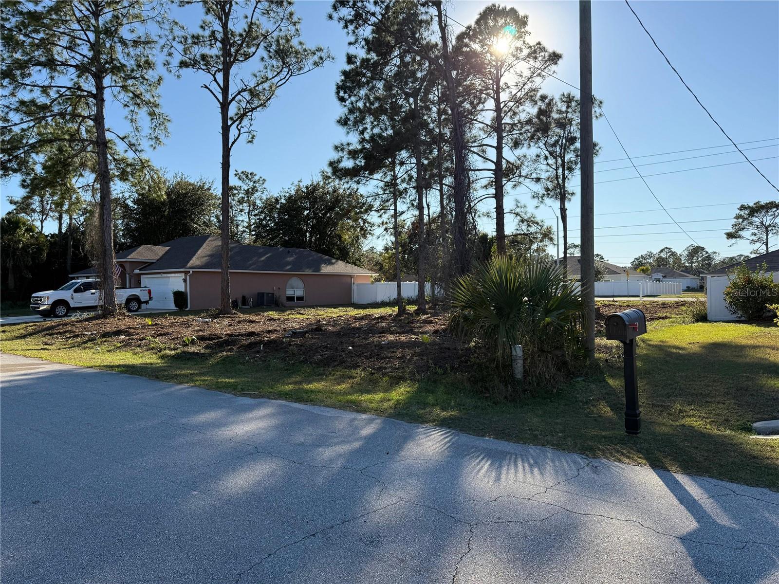 8 SEDERHOLM PATH, PALM COAST, FL — photo 2