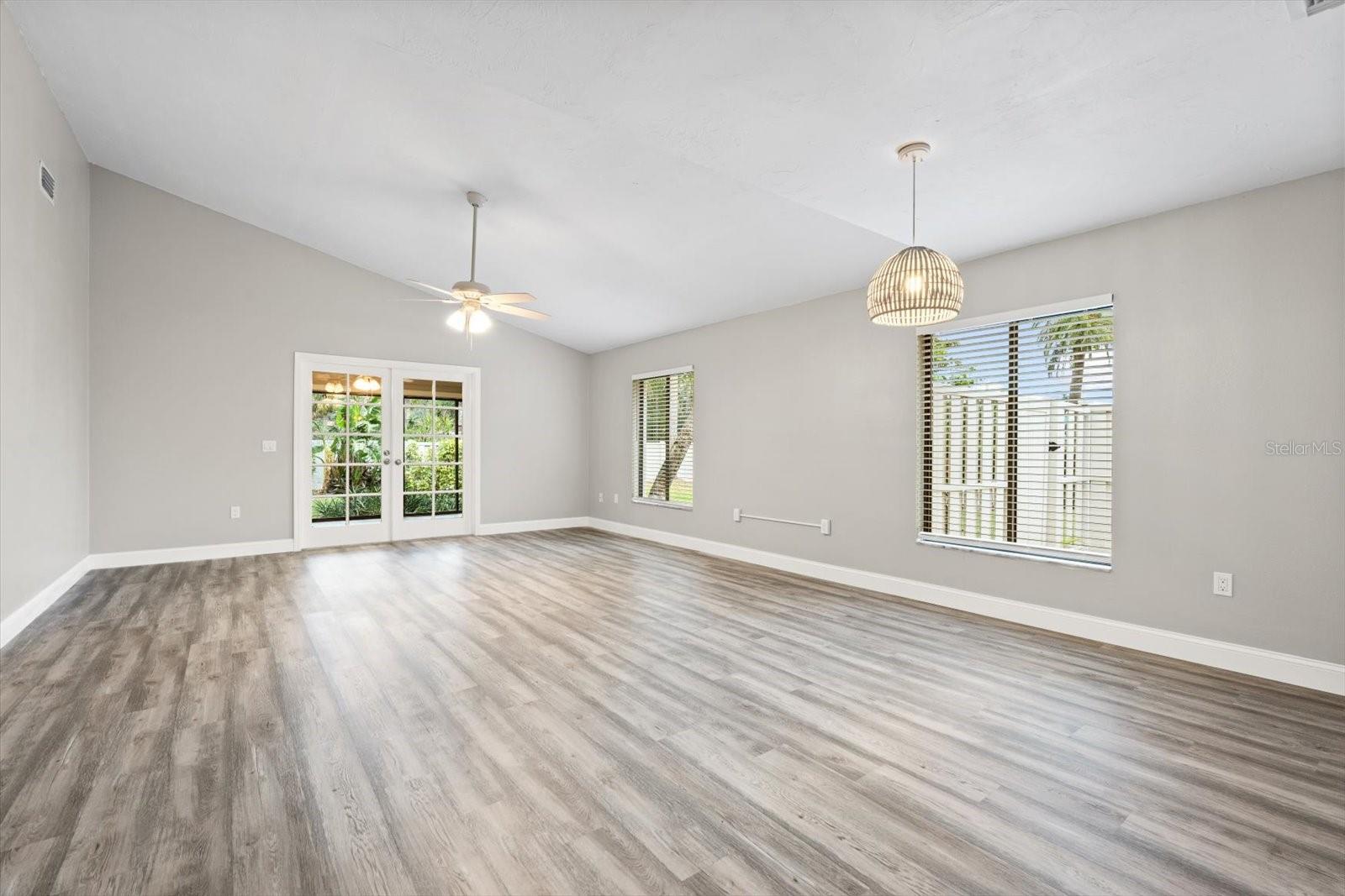 6401 PELICAN DR #80A, BRADENTON, FL — photo 3