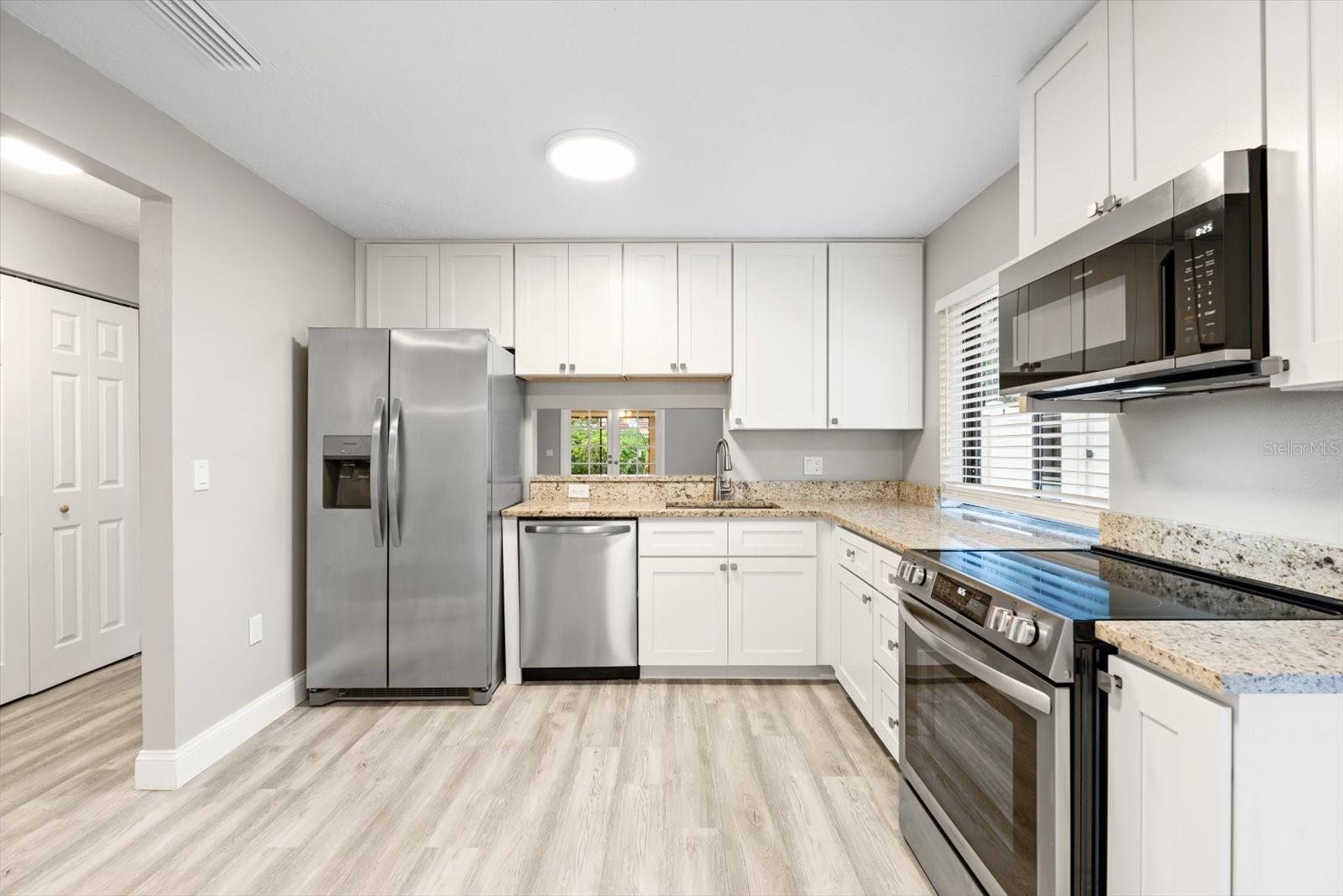 6401 PELICAN DR #80A, BRADENTON, FL — photo 4