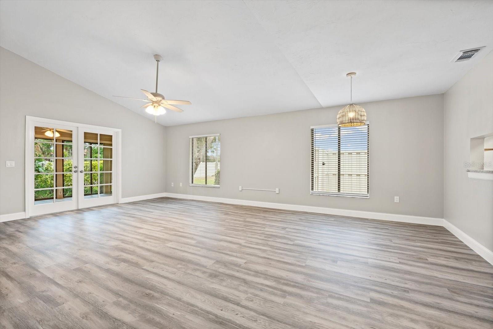 6401 PELICAN DR #80A, BRADENTON, FL — photo 14