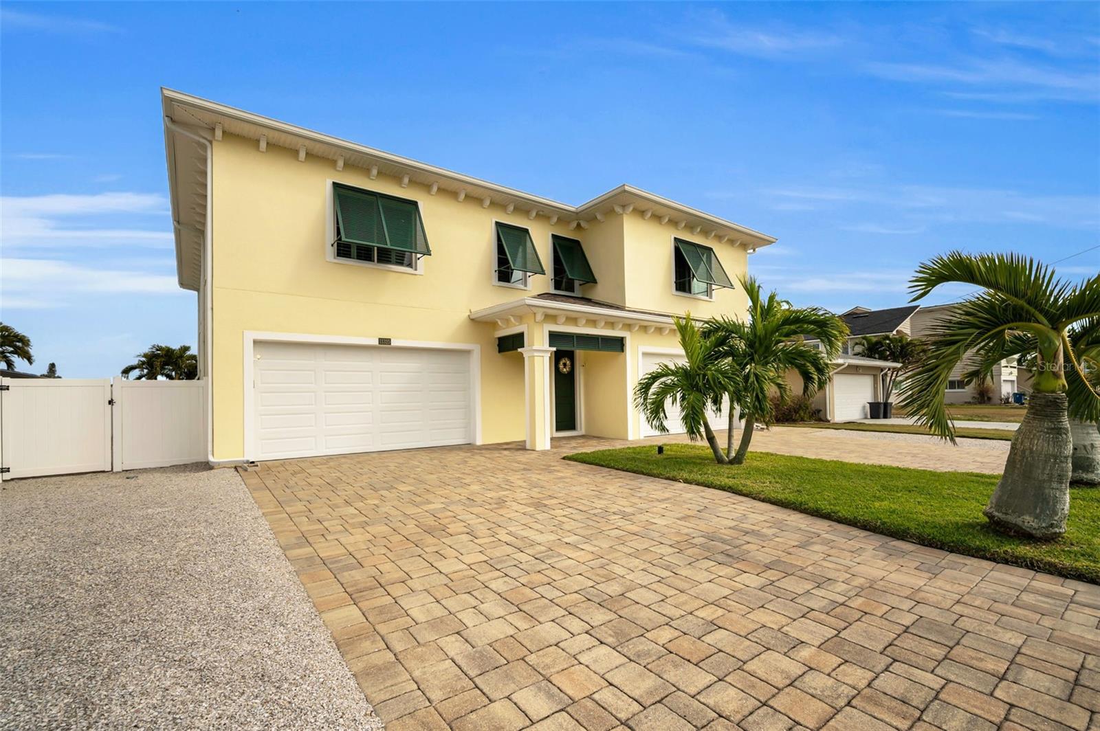 11325 5TH ST E, TREASURE ISLAND, FL — photo 3