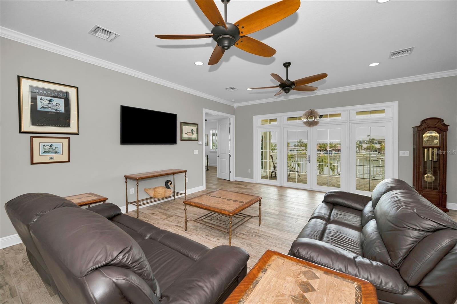 11325 5TH ST E, TREASURE ISLAND, FL — photo 11