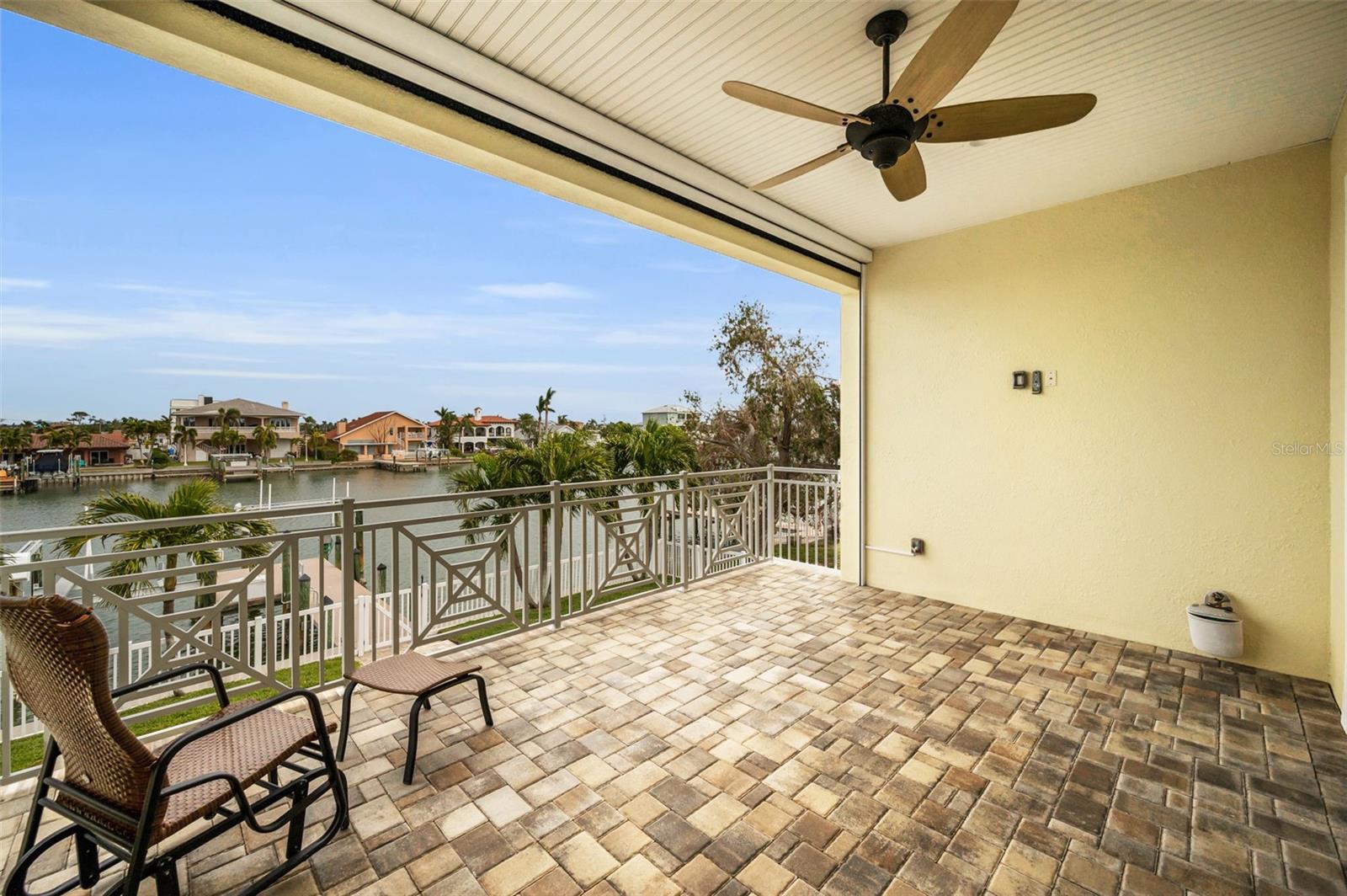 11325 5TH ST E, TREASURE ISLAND, FL — photo 14
