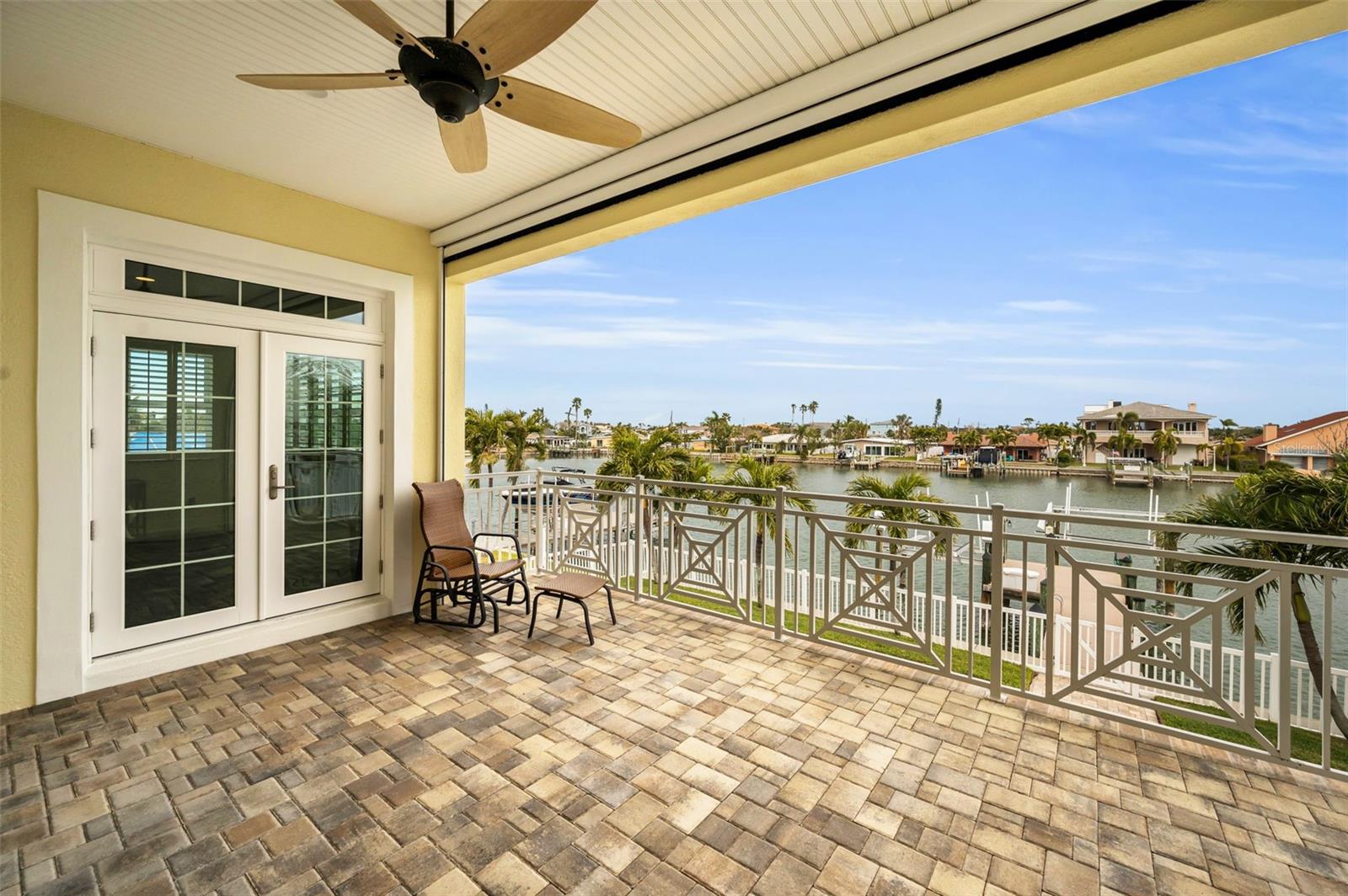 11325 5TH ST E, TREASURE ISLAND, FL — photo 16