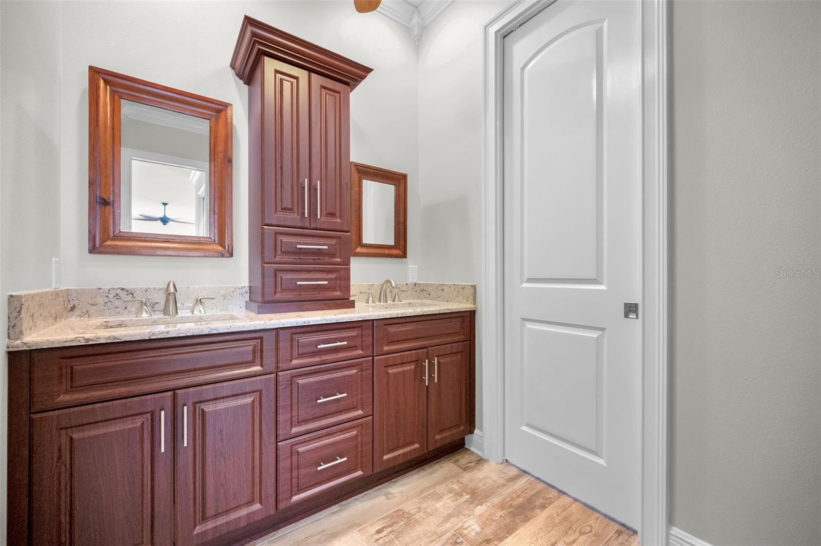 11325 5TH ST E, TREASURE ISLAND, FL — photo 32