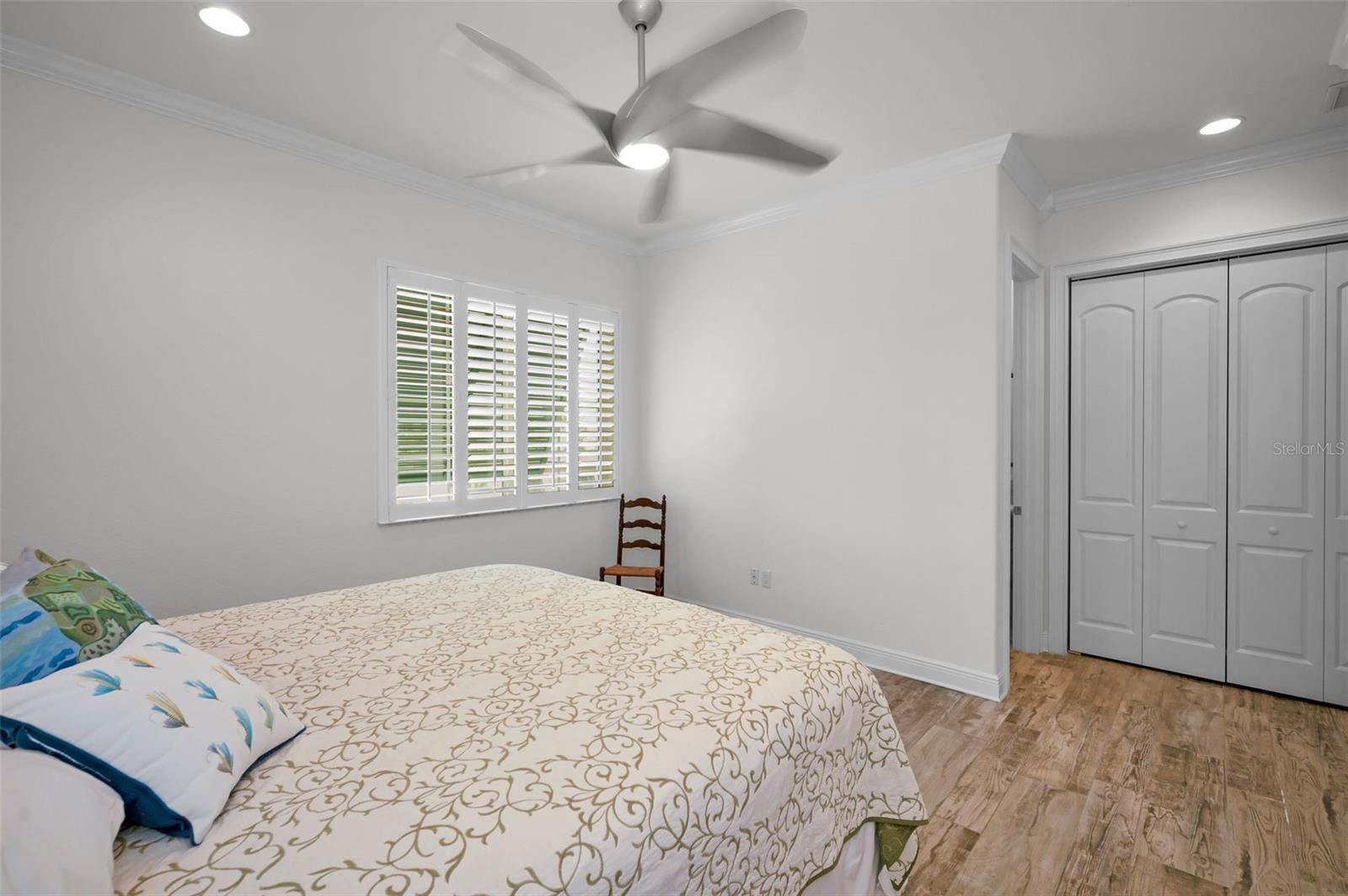 11325 5TH ST E, TREASURE ISLAND, FL — photo 42