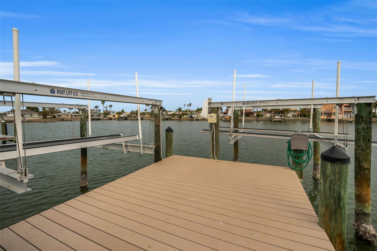 11325 5TH ST E, TREASURE ISLAND, FL — photo 63