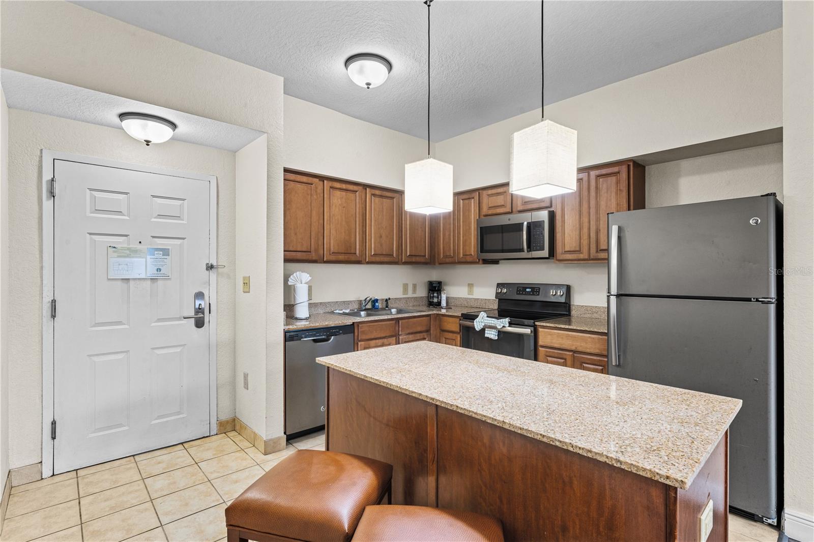 12544 FLORIDAYS RESORT DR, ORLANDO, FL — photo 19