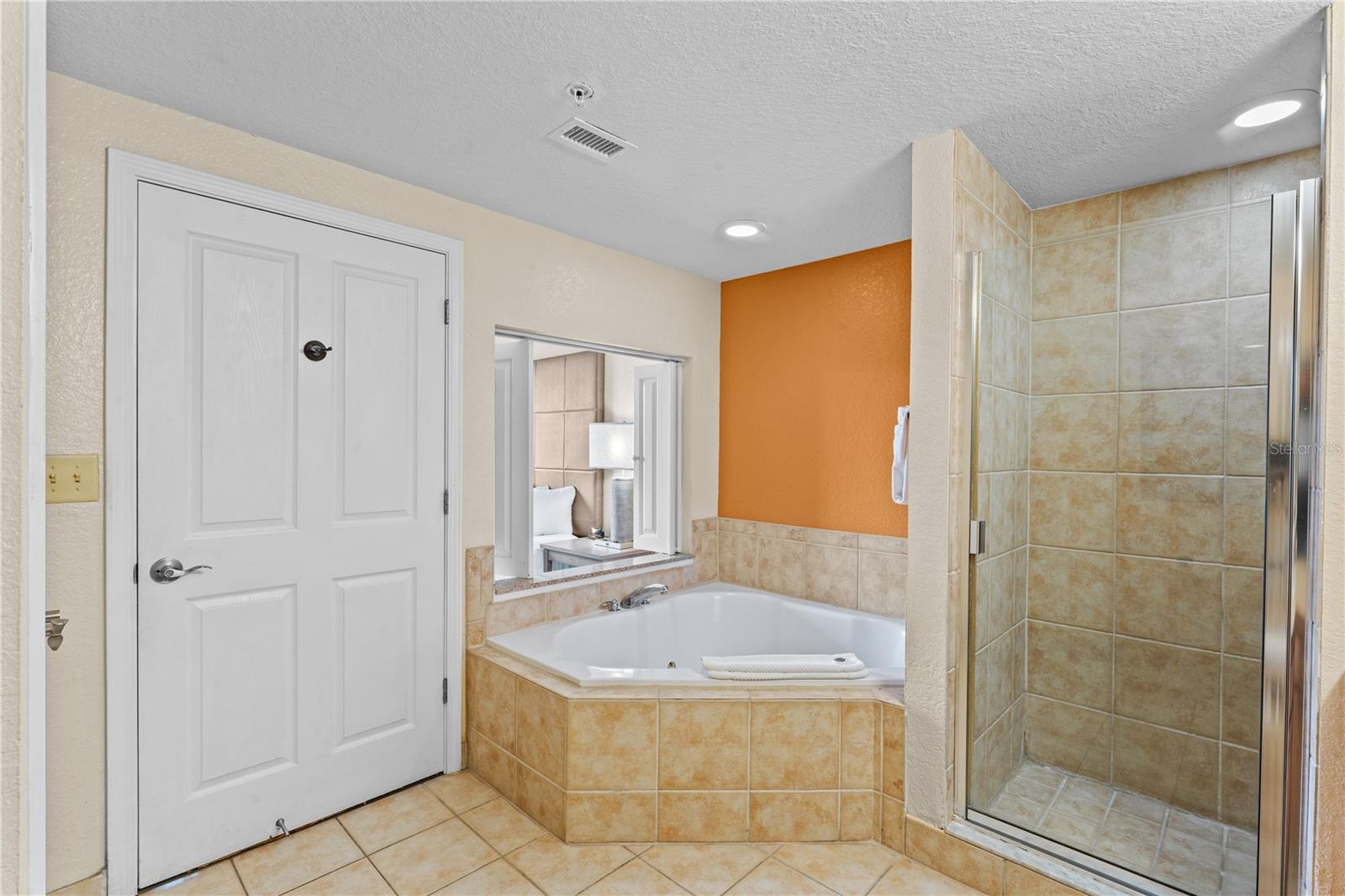 12544 FLORIDAYS RESORT DR, ORLANDO, FL — photo 46