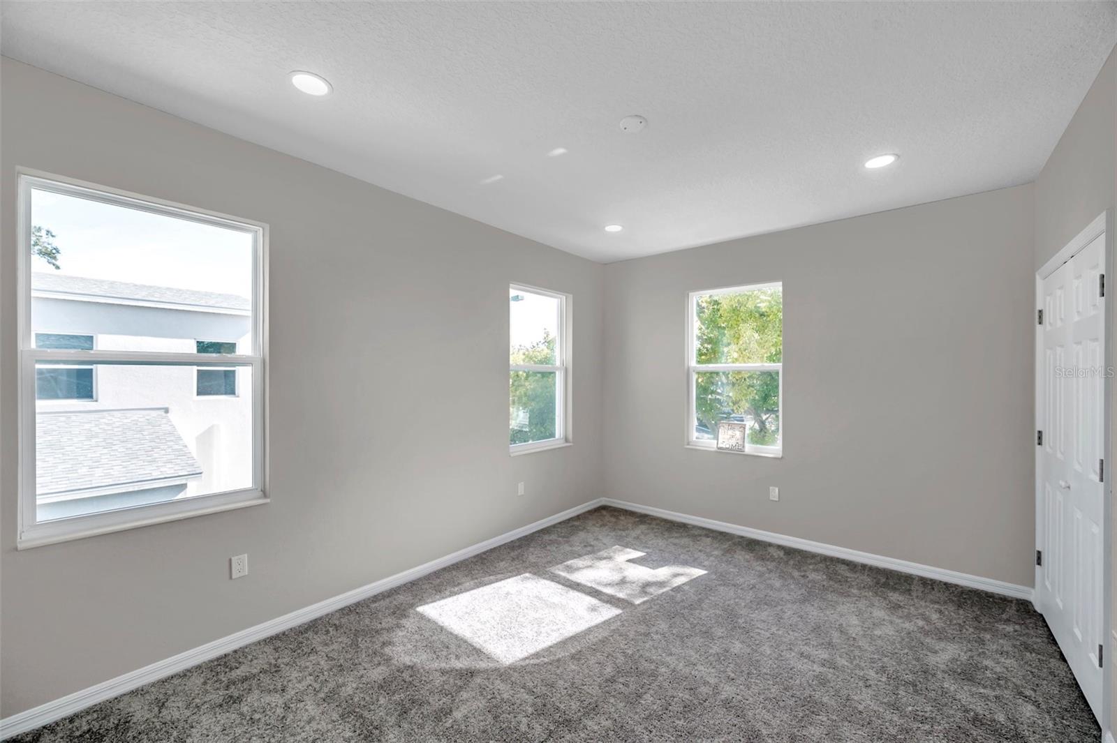 5742 MEADOWLANE ST, NEW PORT RICHEY, FL — photo 17