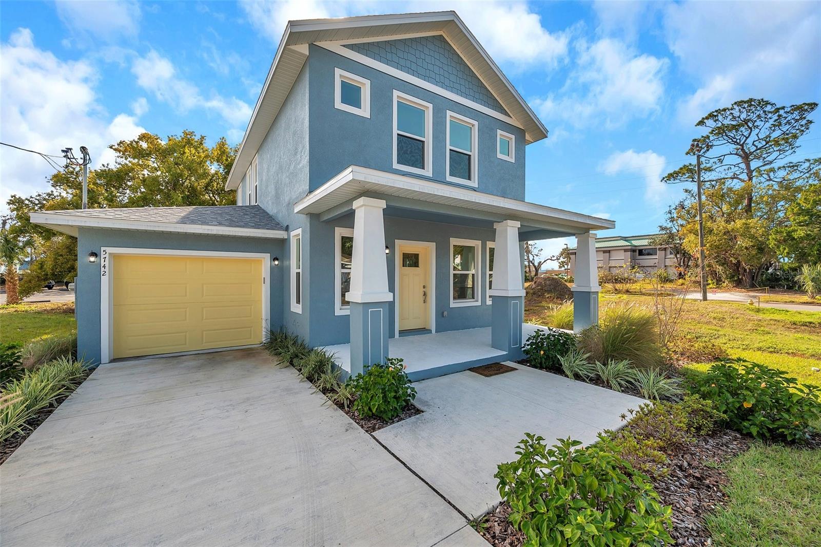 5742 MEADOWLANE ST, NEW PORT RICHEY, FL