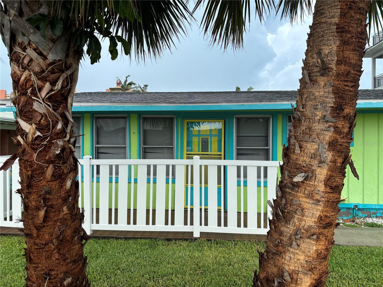 18006 4TH ST E, REDINGTON SHORES, FL