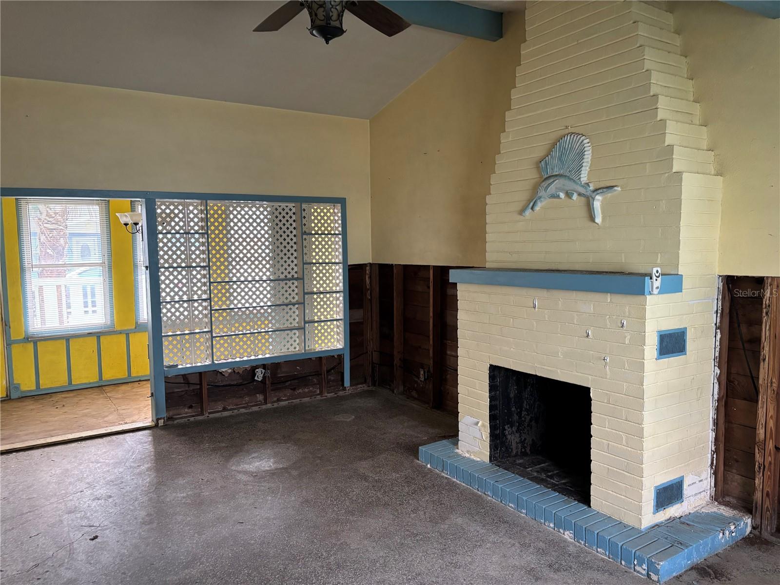 18006 4TH ST E, REDINGTON SHORES, FL — photo 16