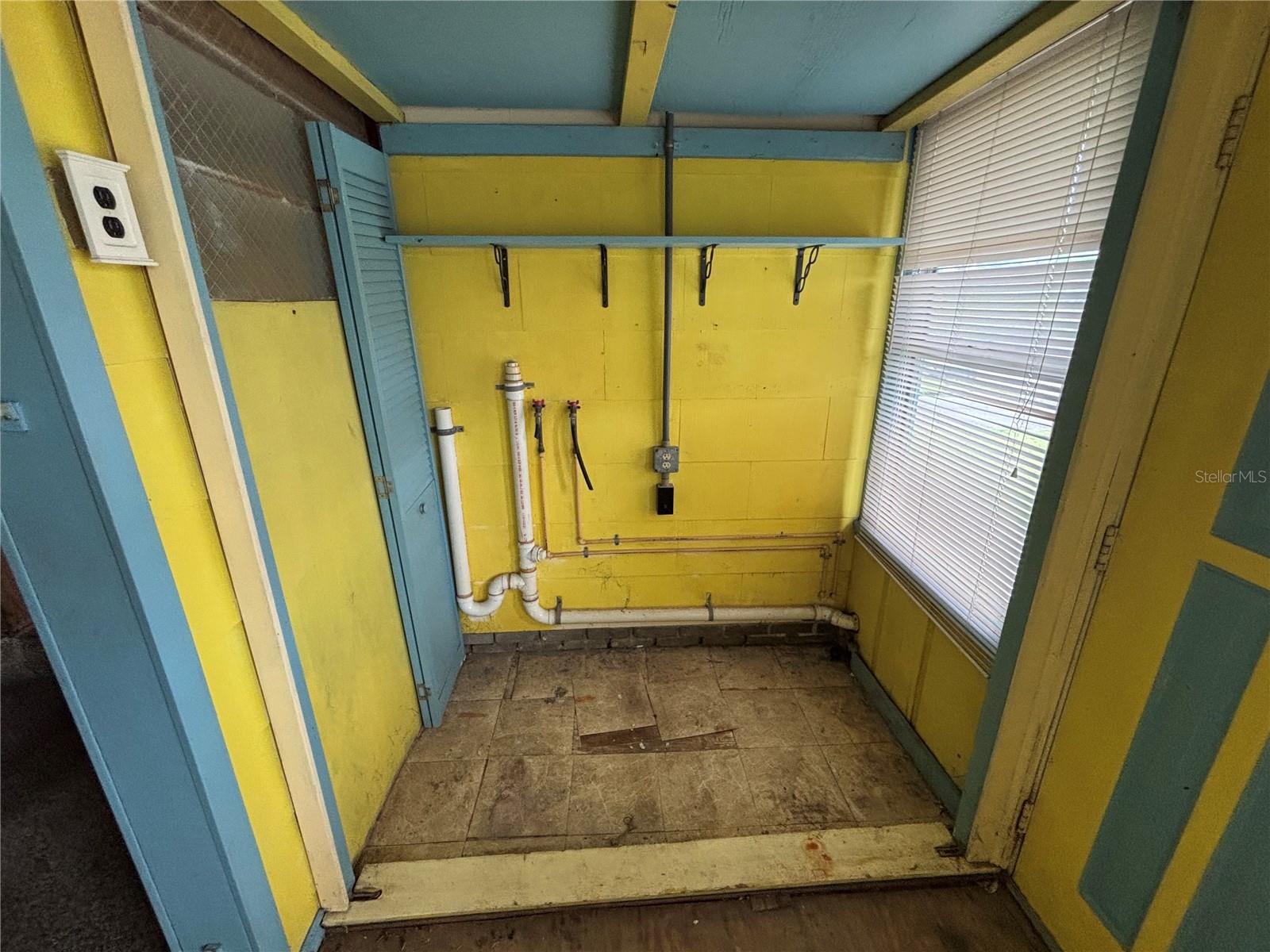 18006 4TH ST E, REDINGTON SHORES, FL — photo 22