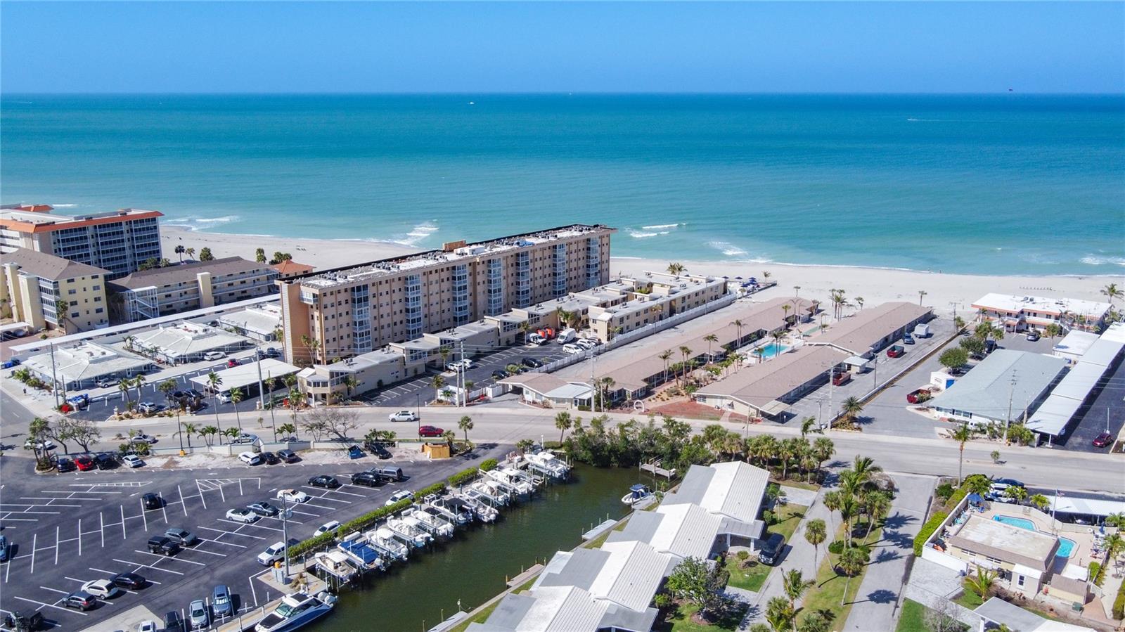 1255 TARPON CENTER DR #510, VENICE, FL — photo 2