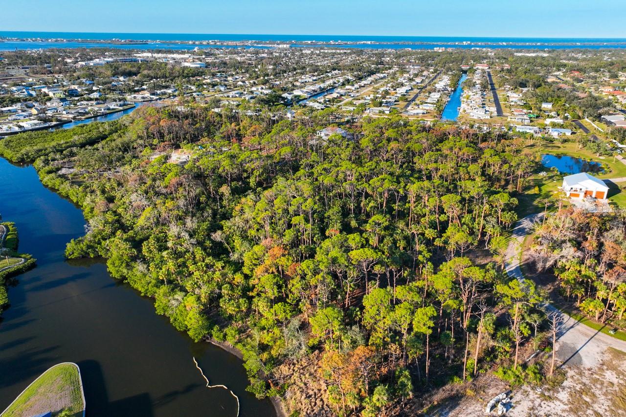 971 LAMPP DR, ENGLEWOOD, FL