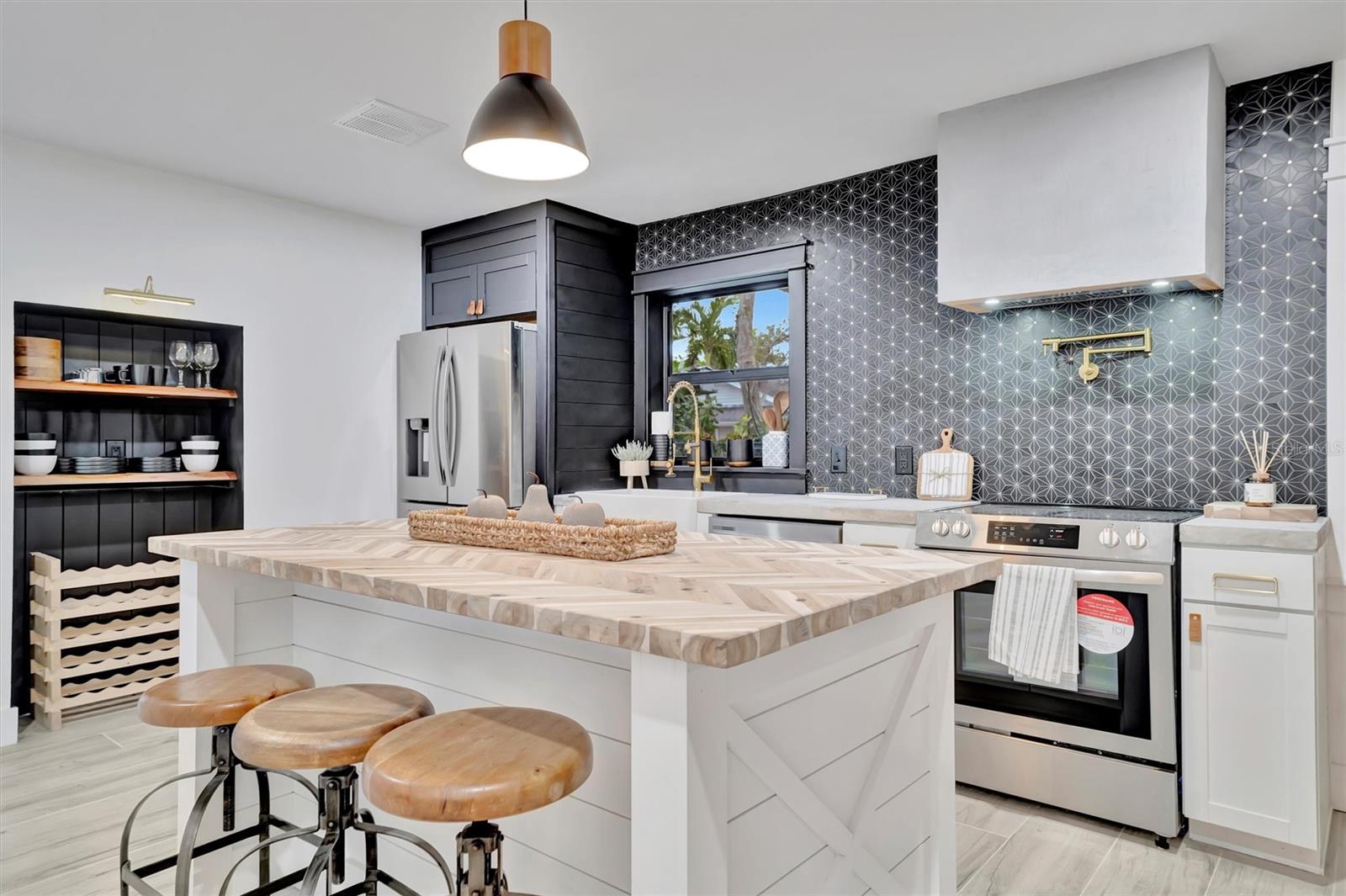 2713 4TH AVE W, BRADENTON, FL — photo 32