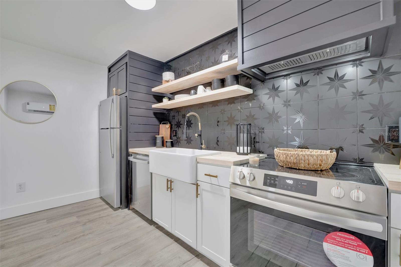 2713 4TH AVE W, BRADENTON, FL — photo 127