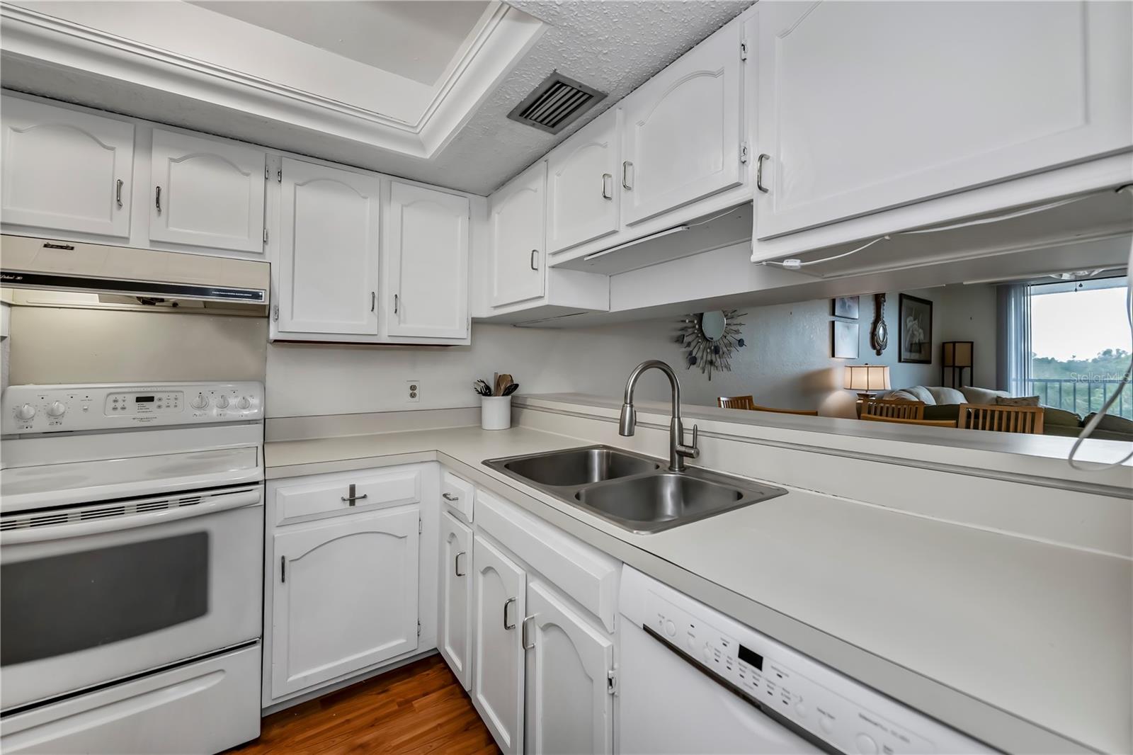25188 MARION AVE #D205, PUNTA GORDA, FL — photo 15