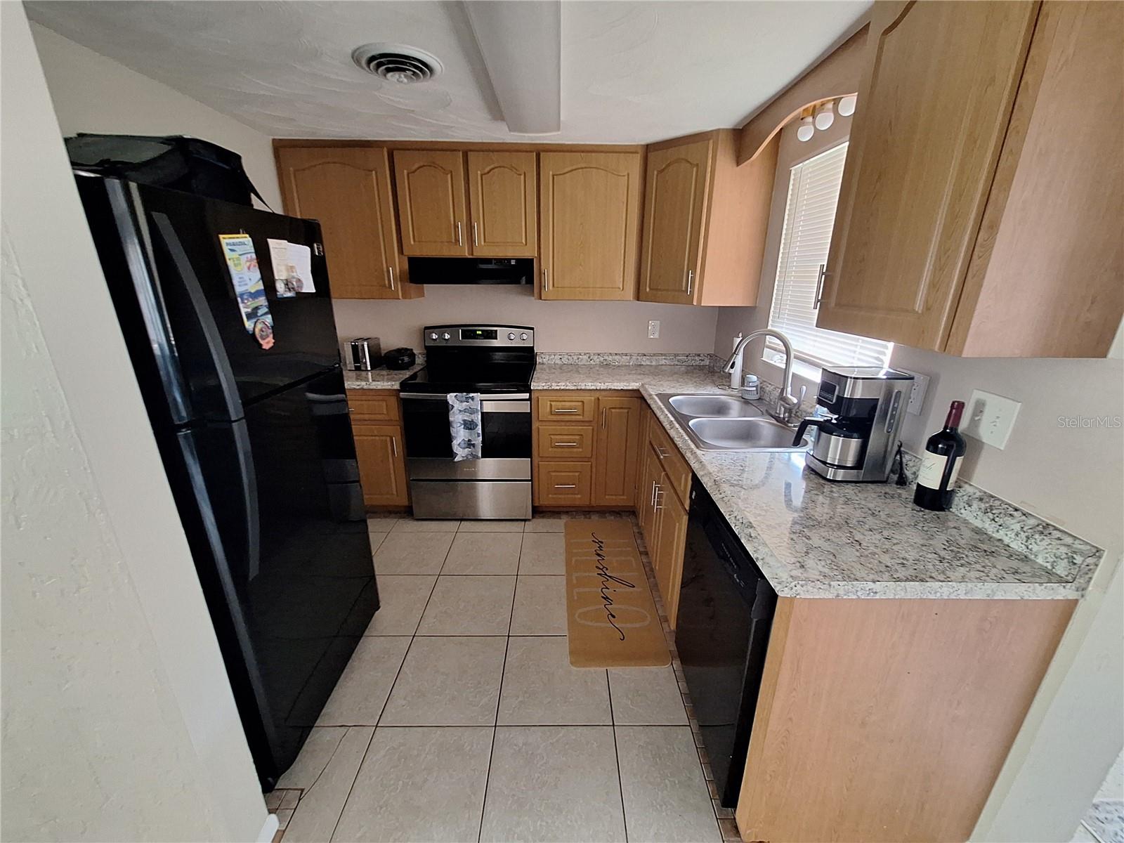 858 E 7TH ST, ENGLEWOOD, FL — photo 6