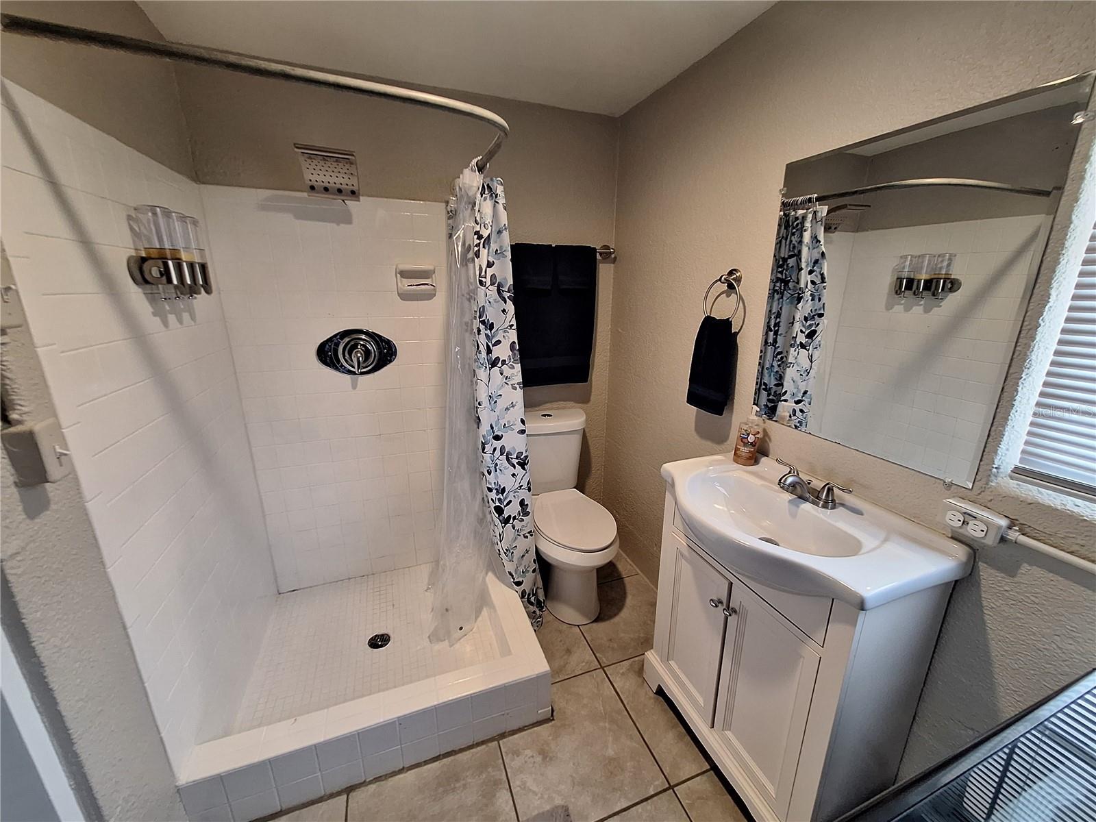858 E 7TH ST, ENGLEWOOD, FL — photo 12