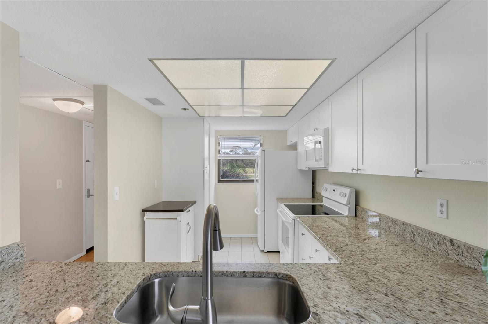 104 CAPRI ISLES BLVD #112, VENICE, FL — photo 9